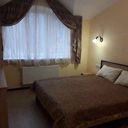Gostynnyi Dvir Cottage Тернополь Экстерьер фото